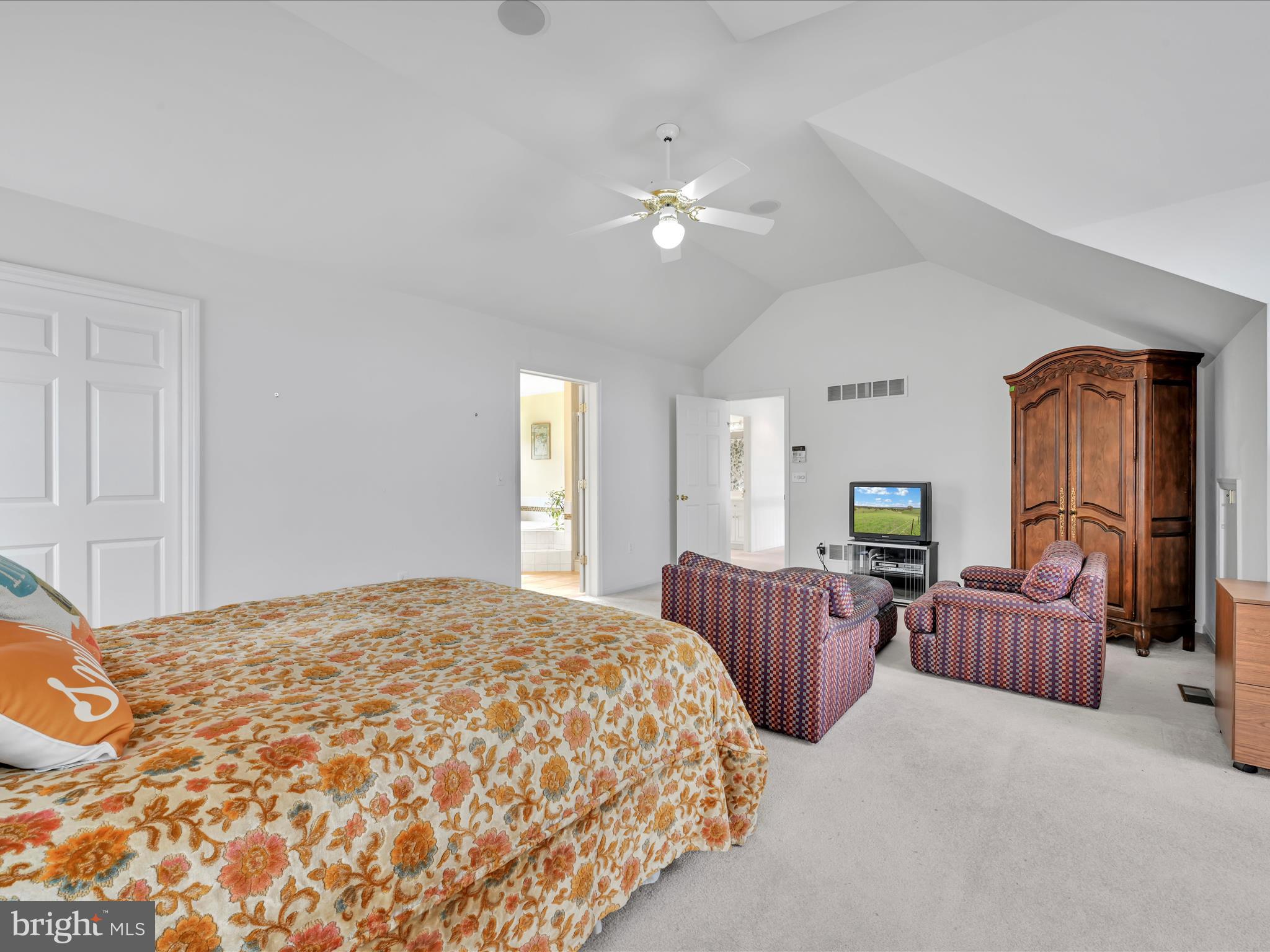 434 Rhoda Drive Lancaster, PA 17601 - Photo 31 of 45 Primary Bedroom