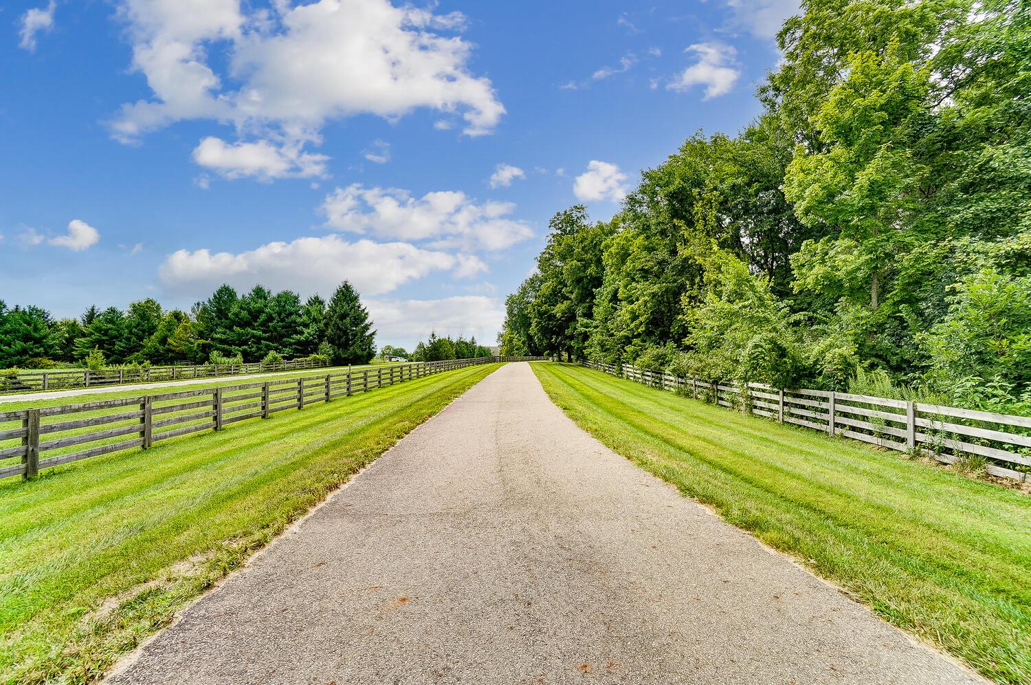 6939 Condit Road Centerburg, OH 43011 - Photo 109 of 113 50040828-129_web