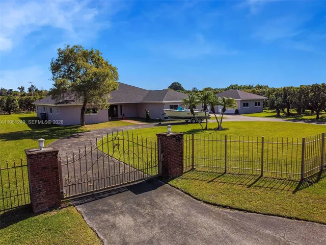 $1,890,000 | 23505 Southwest 153rd Avenue, Homestead, FL 33032
