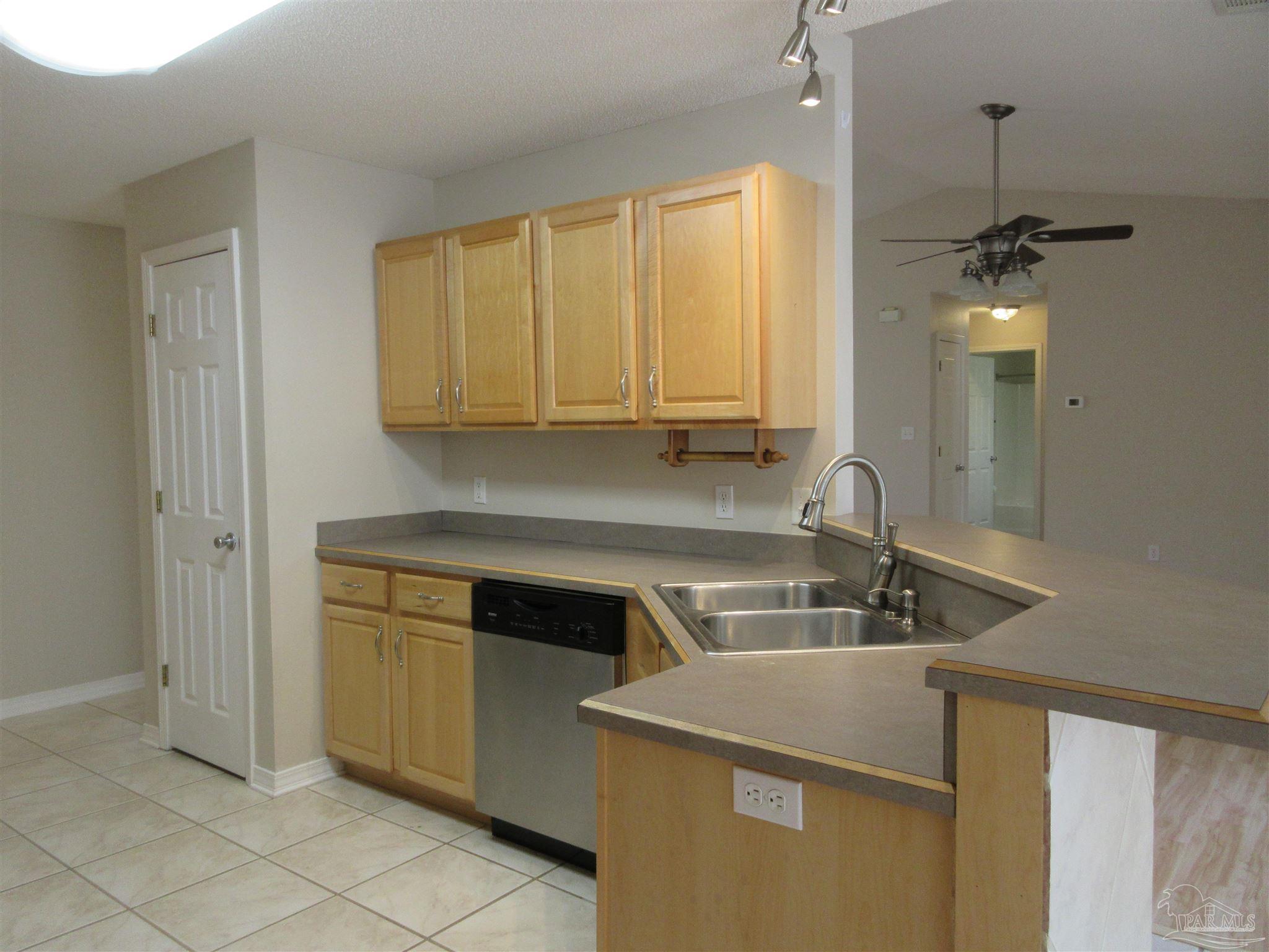 5369 Willard Norris Road Milton, FL 32570 - Photo 14 of 48