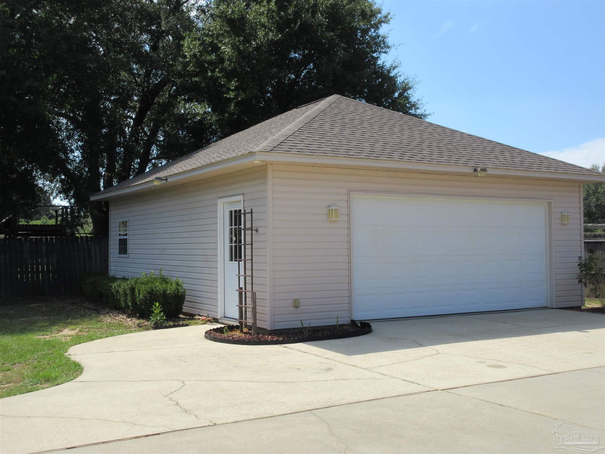 5369 Willard Norris Road Milton, FL 32570 - Photo 2 of 48