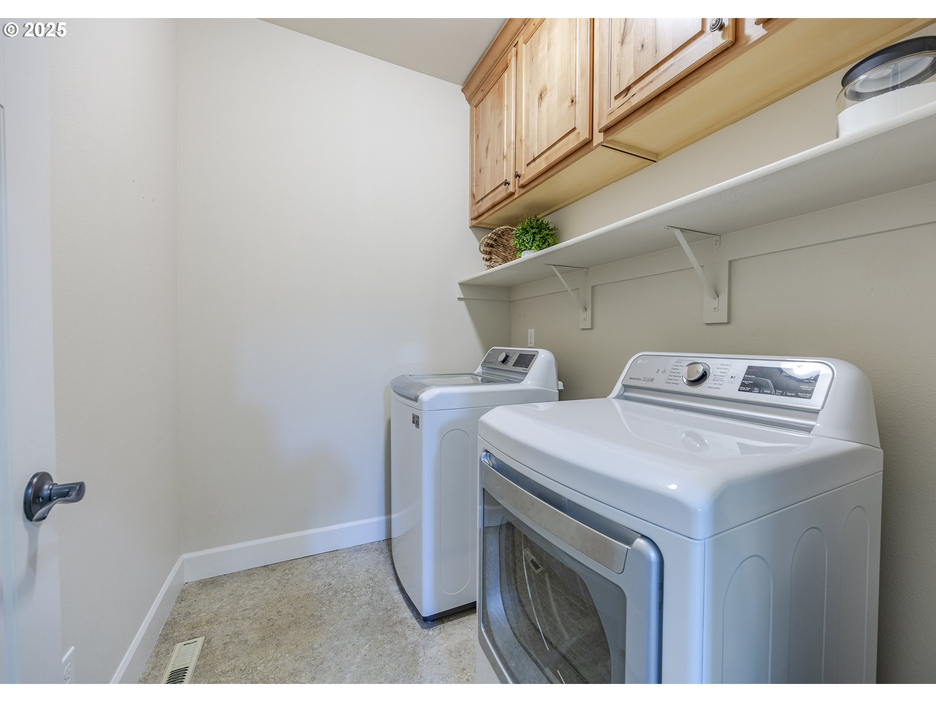 3467 Timberbrook Way Eugene, OR 97405 - Photo 31 of 48