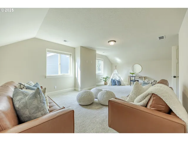 $769,000 | 3467 Timberbrook Way, Eugene, OR 97405