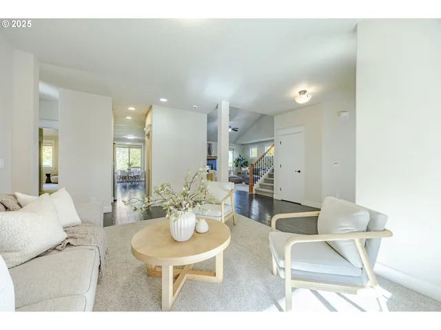 $769,000 | 3467 Timberbrook Way, Eugene, OR 97405