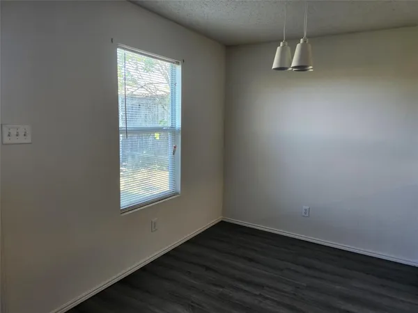 $2,100 | 5100 Waterford Drive, Fort Worth, TX 76179