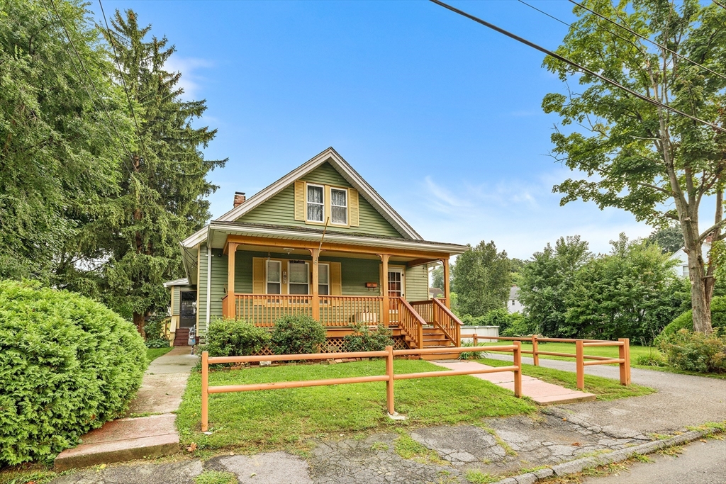 7 Spofford Road Worcester, MA 01607 - Photo 2 of 27 Gallery Image 2