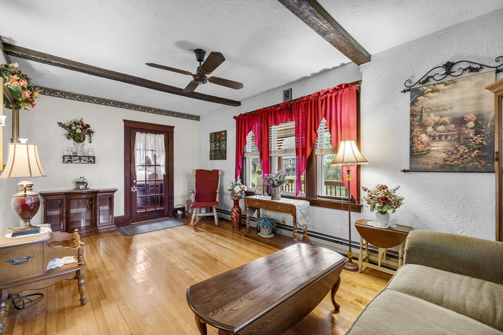7 Spofford Road Worcester, MA 01607 - Photo 6 of 27 Gallery Image 6