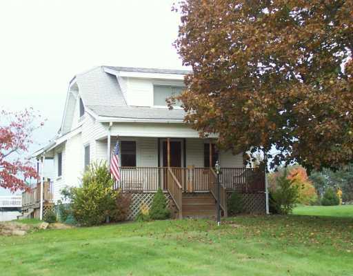623 Mt Jackson Road New Castle, PA 16102 - Photo 1 of 5 Exterior Front.