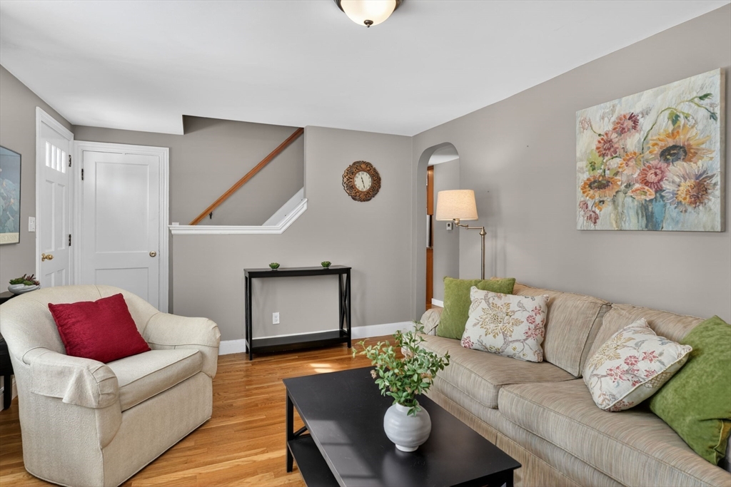 5 Castle Avenue Medfield, MA 02052 - Photo 21 of 29