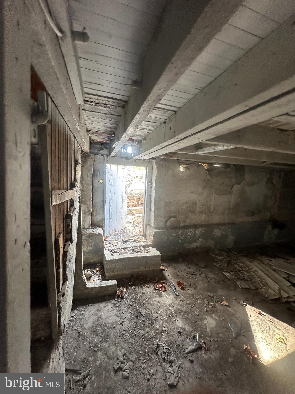 18 Pearl Street Penns Grove, NJ 08069 - Photo 14 of 15 a view of a garage