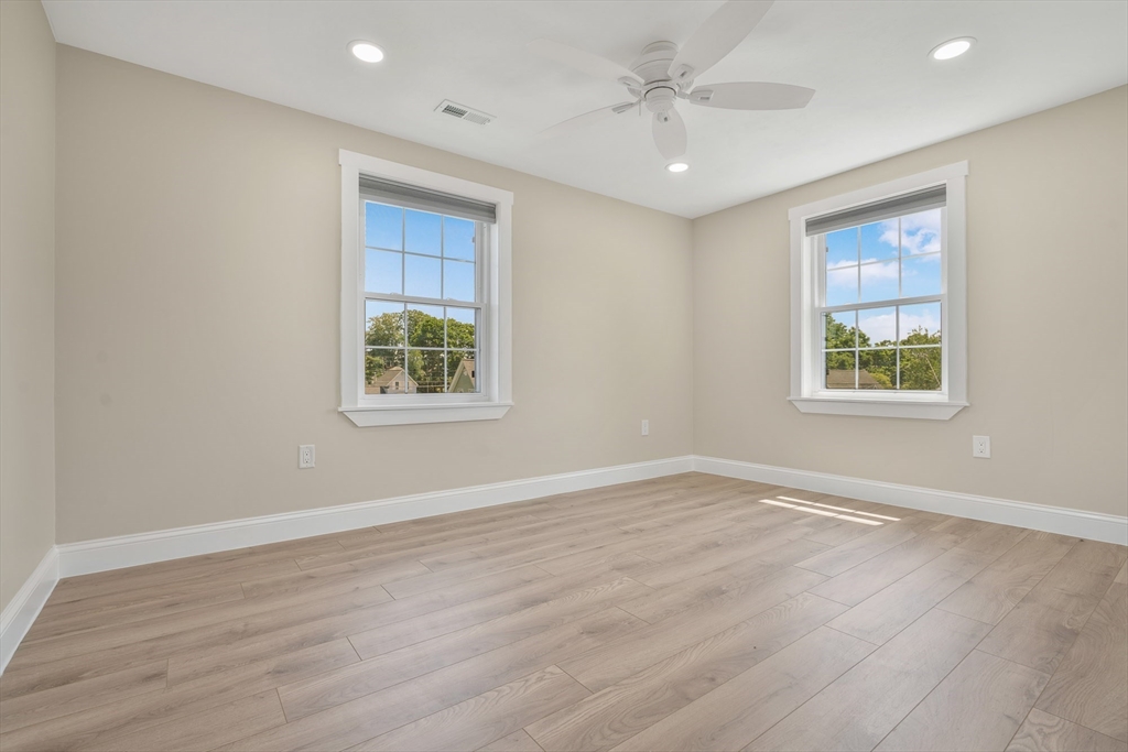 10 13th Street Wareham, MA 02558 - Photo 22 of 28