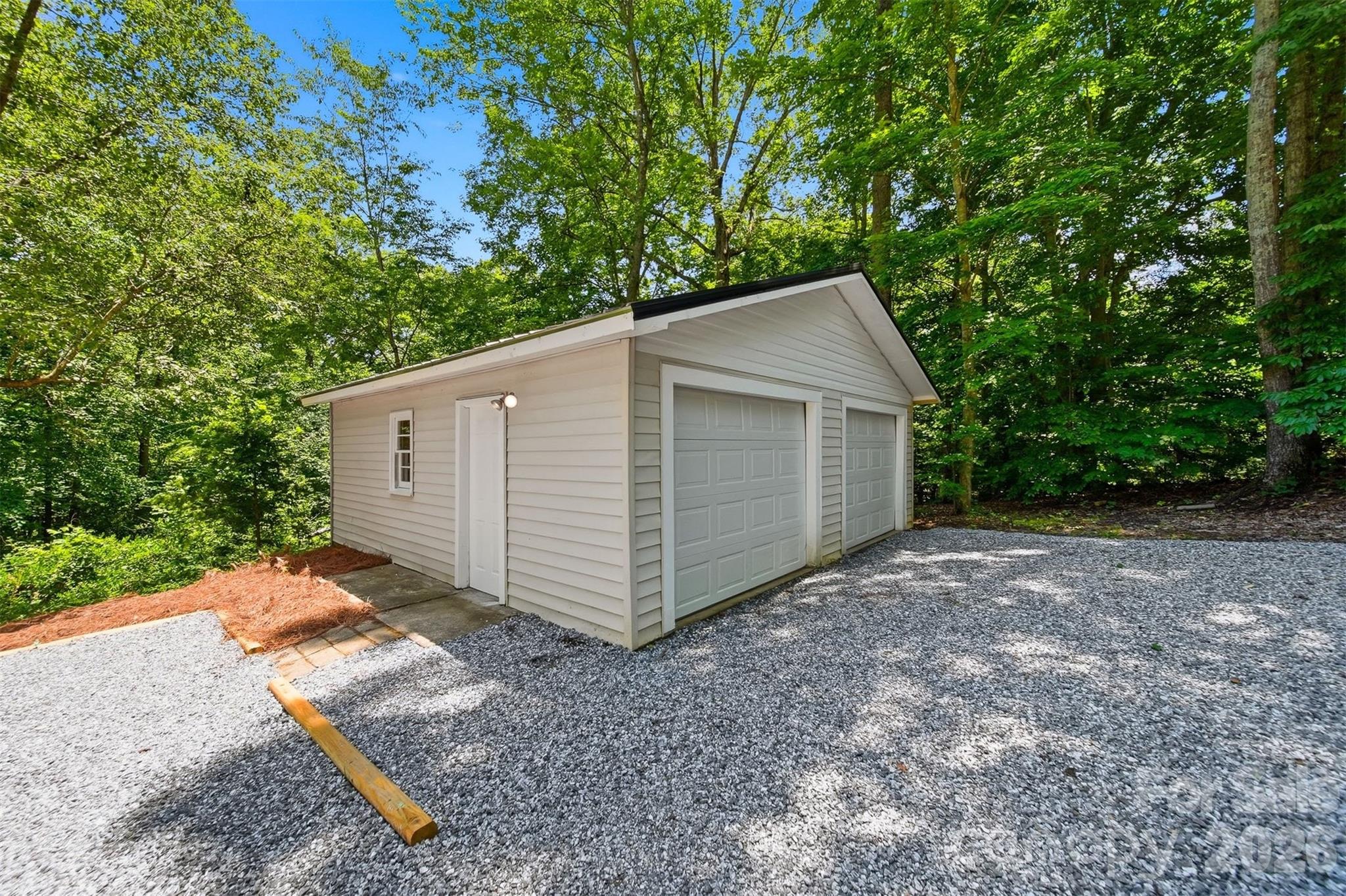 4944 Largo Court Conover, NC 28613 - Photo 33 of 43
