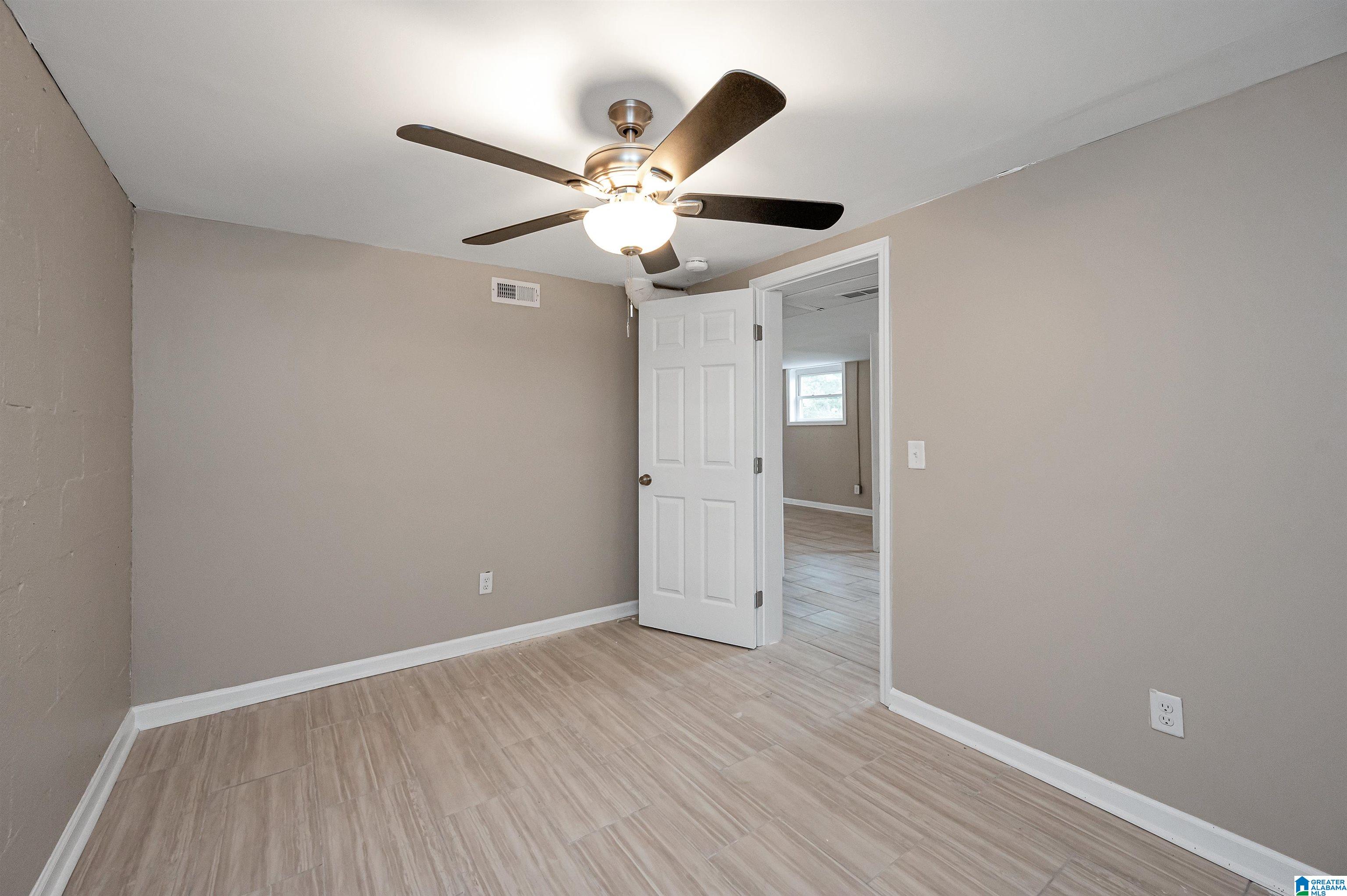 857 Goldwire Street Southwest Birmingham, AL 35211 - Photo 28 of 41