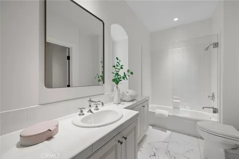 $6,995,000 | 15 Seabluff, Newport Beach, CA 92660