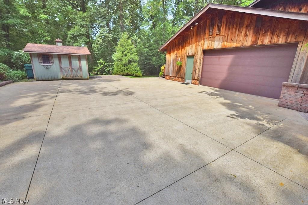 10850 Tibbetts Road Willoughby, OH 44094 - Photo 35 of 35 Gallery Image 35