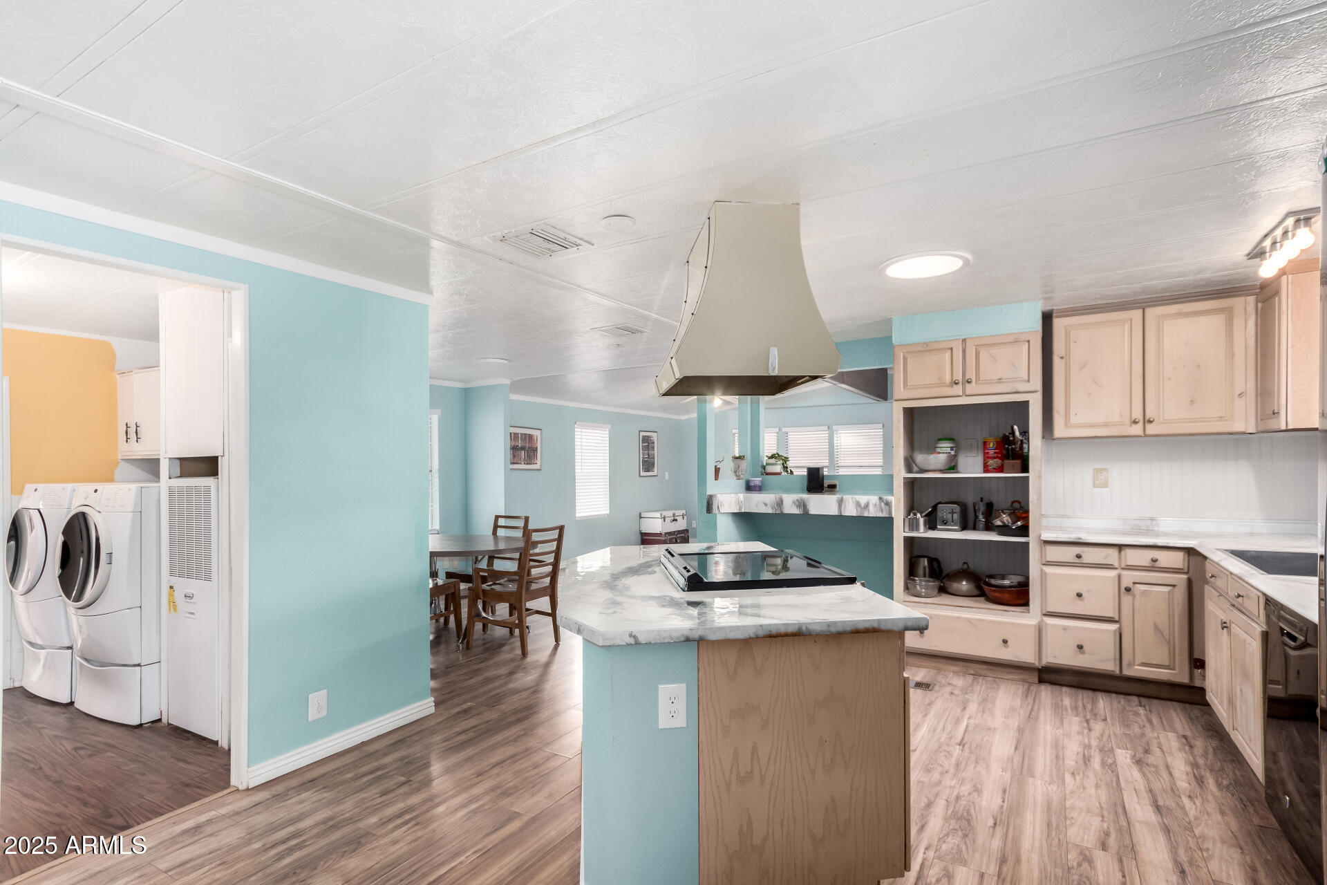 378 West Foothill Street Apache Junction, AZ 85120 - Photo 13 of 34 13 - Foothill