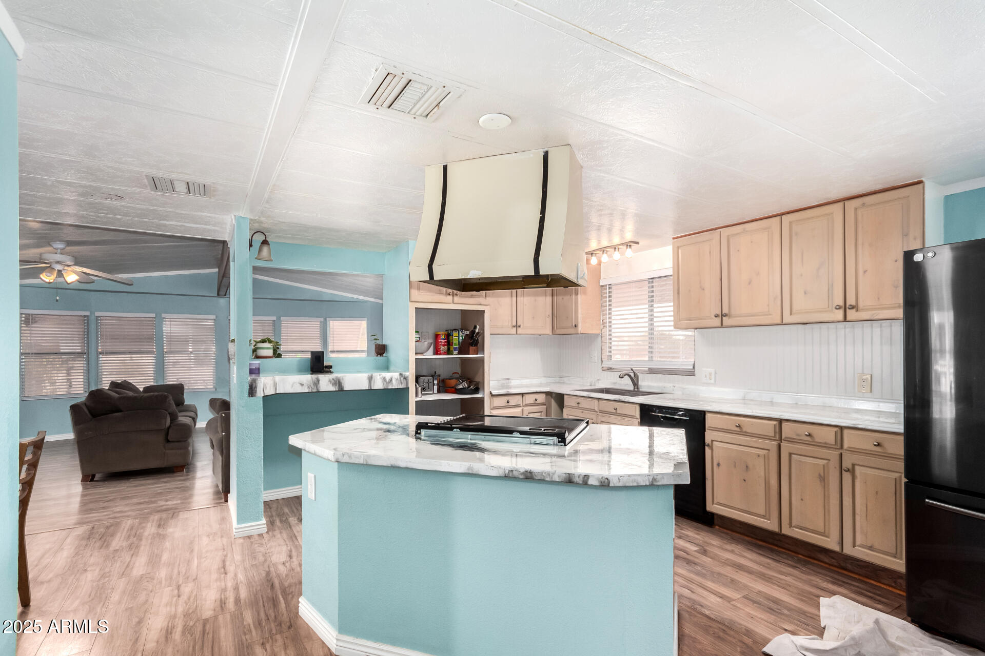 378 West Foothill Street Apache Junction, AZ 85120 - Photo 14 of 34 14 - Foothill