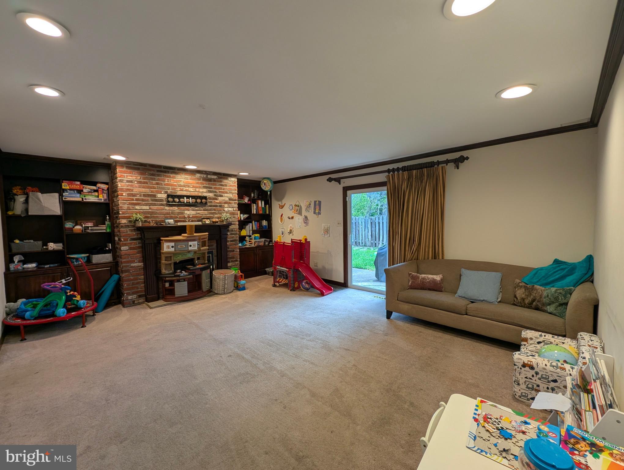 419 Kennebec Road Cherry Hill, NJ 08002 - Photo 13 of 35 Family Room with Fireplace