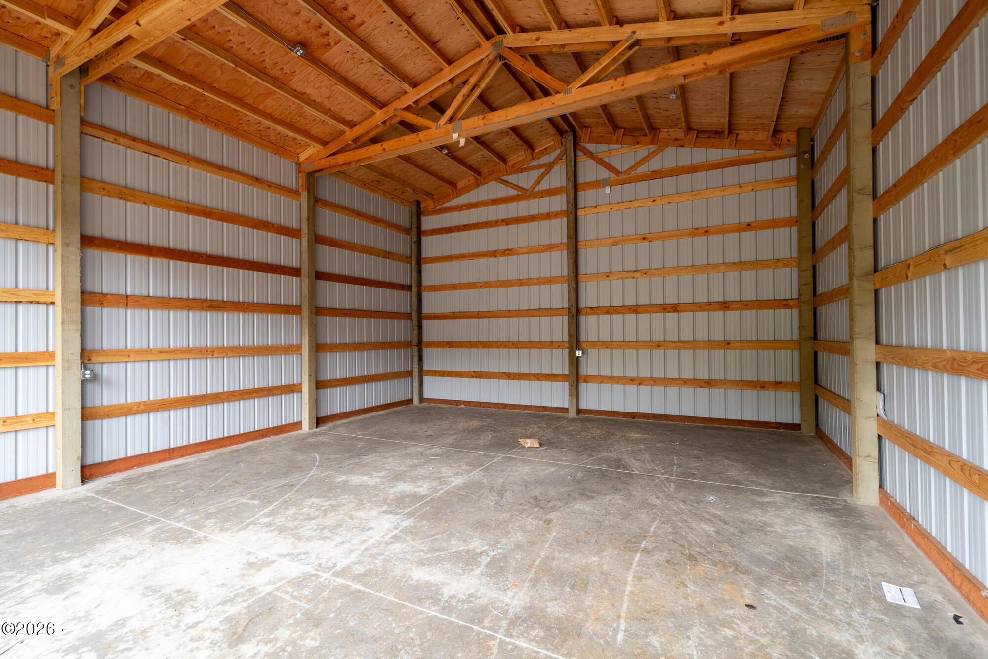 20220 Berkshire Road Beaver, OR 97112 - Photo 34 of 41 Gallery Image 34