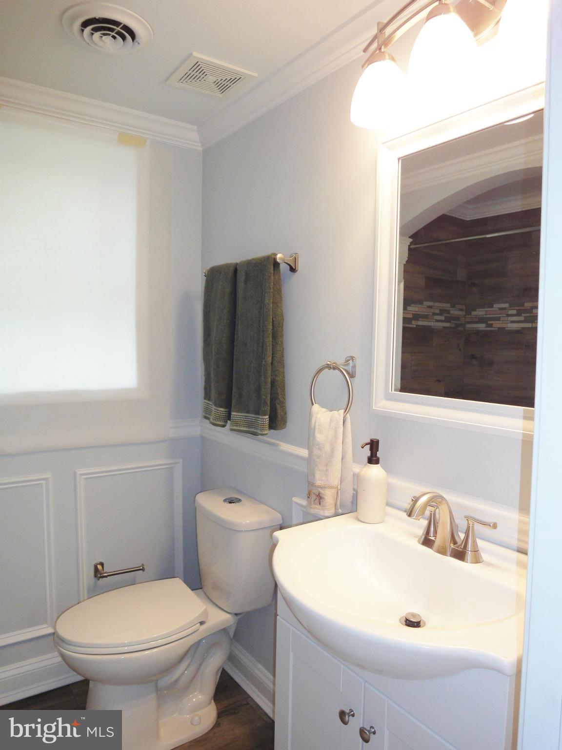 1935 Hilltop Road Pasadena, MD 21122 - Photo 21 of 29 Bath