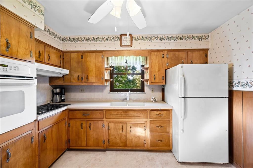 4301 Battle Ridge Road McDonald, PA 15057 - Photo 14 of 25 Gallery Image 14
