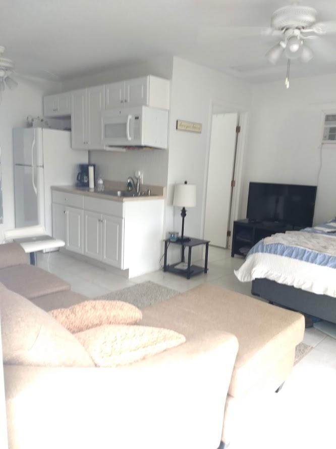 101 Coventry Street Boca Raton, FL 33487 - Photo 15 of 18 Coventry guest house