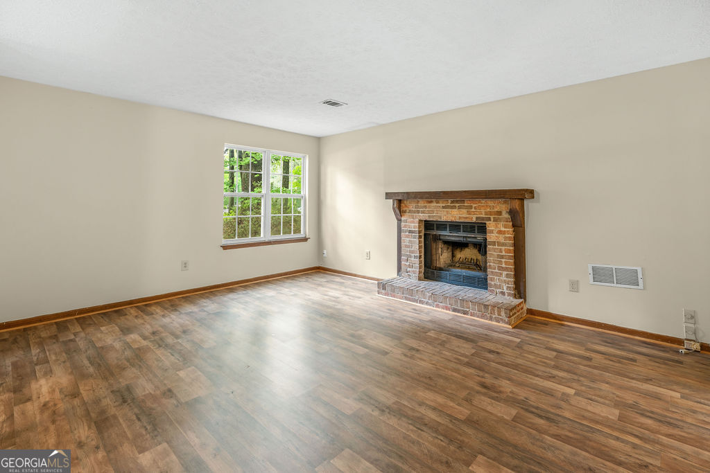 470 Waterboy Road Fairburn, GA 30213 - Photo 7 of 34