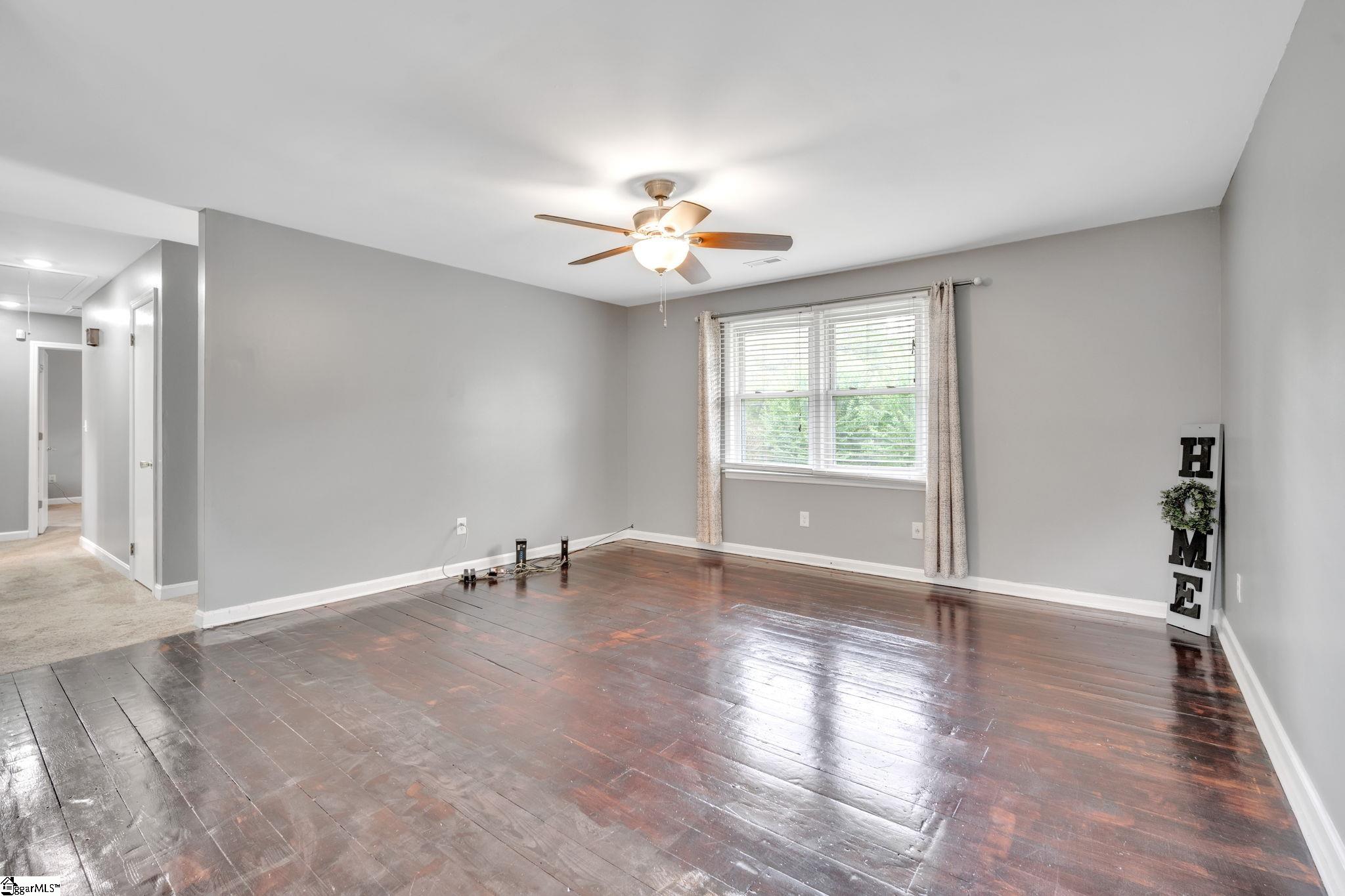 1127 Farrs Bridge Road Greenville, SC 29611 - Photo 3 of 26 Gallery Image 3