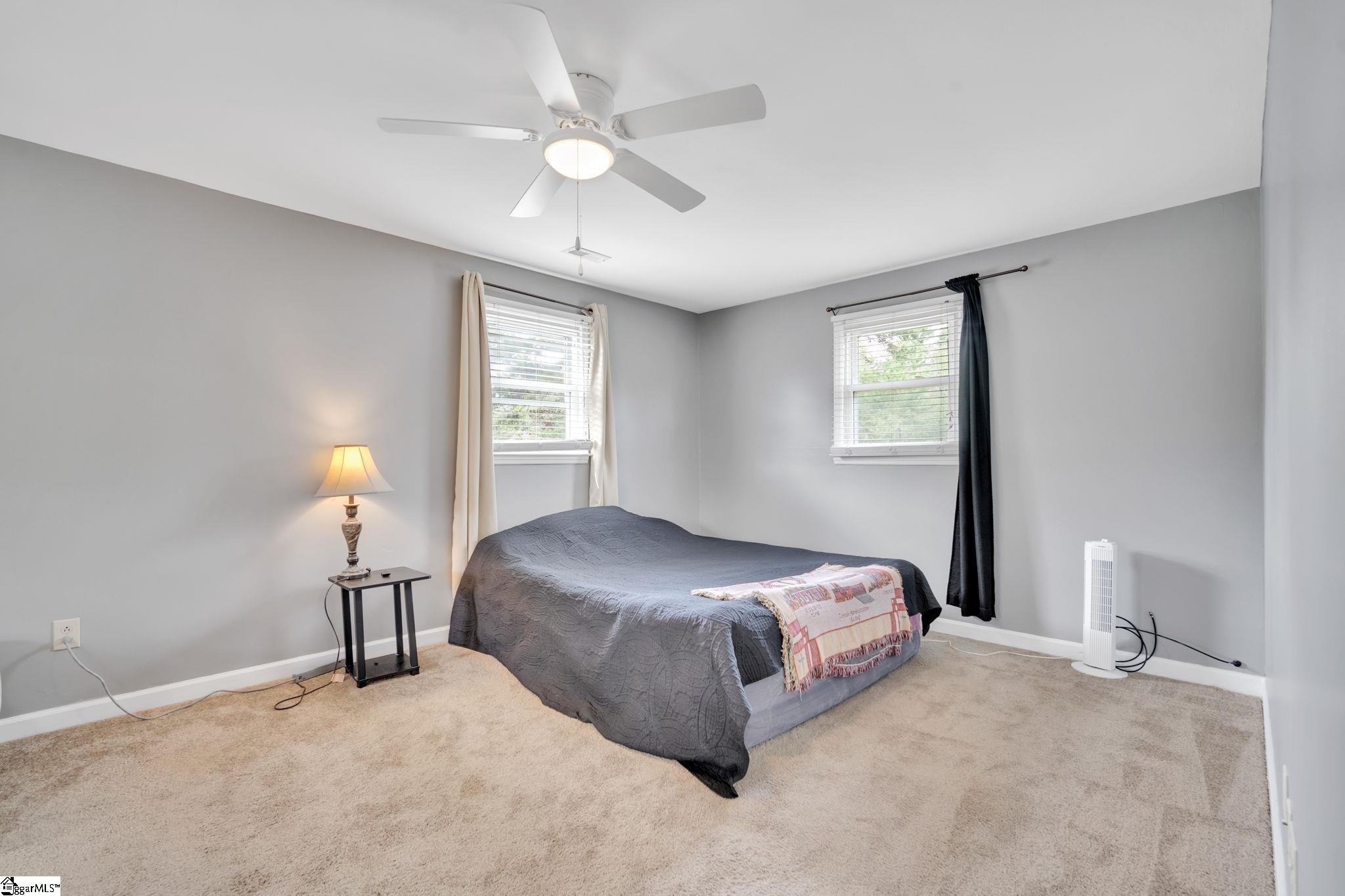 1127 Farrs Bridge Road Greenville, SC 29611 - Photo 7 of 26 Gallery Image 7