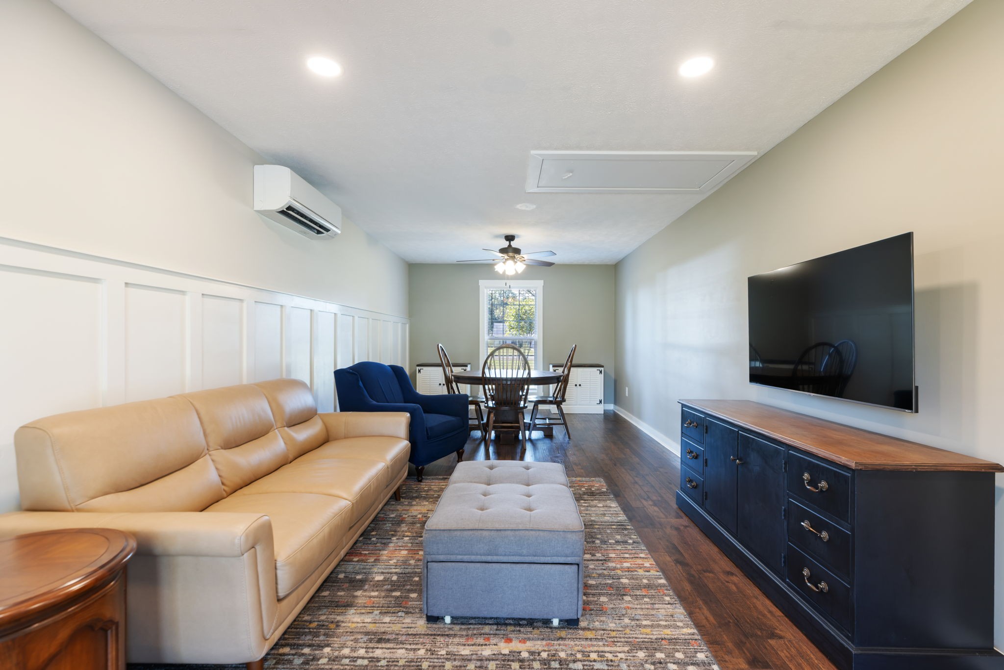 2118 Horton Way Lewisburg, TN 37091 - Photo 37 of 58 a living room with furniture and a flat screen tv