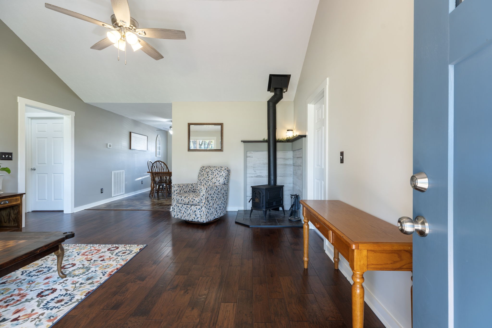 2118 Horton Way Lewisburg, TN 37091 - Photo 7 of 58 a living room with furniture and wooden floor