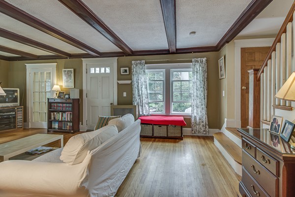 35 Stevens Road Melrose, MA 02176 - Photo 6 of 24 Gallery Image 6