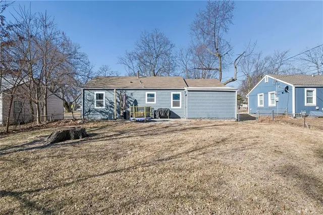 $245,000 | 320 South Central Street, Olathe, KS 66061