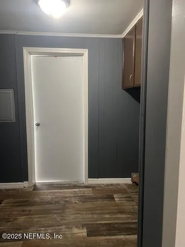 a view of walk in closet