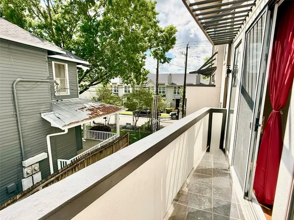 $3,200 | 608 West Drew Street, Unit B, Houston, TX 77006