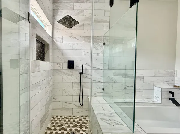 $3,200 | 608 West Drew Street, Unit B, Houston, TX 77006