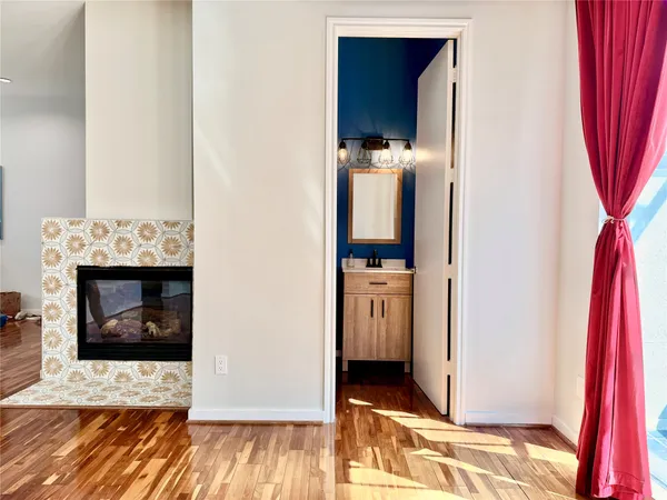 $3,200 | 608 West Drew Street, Unit B, Houston, TX 77006