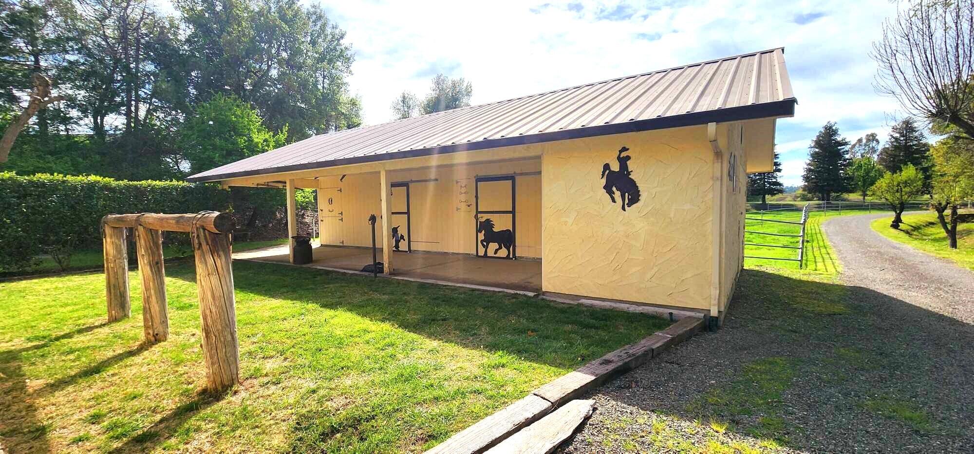 22425 Brent Road Red Bluff, CA 96080 - Photo 42 of 62 Stable