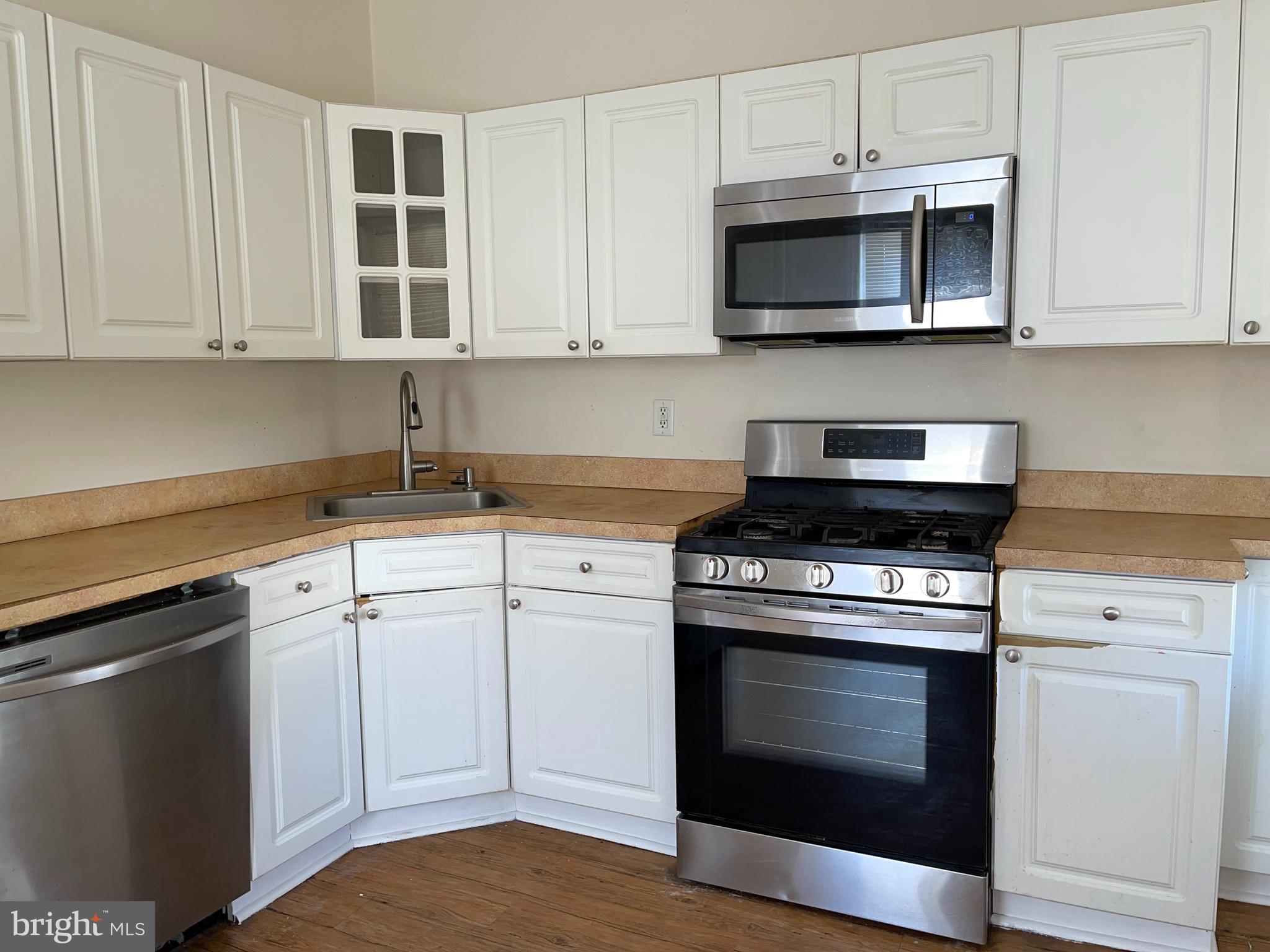 423 Righter Street Philadelphia, PA 19128 - Photo 4 of 59 Gallery Image 4