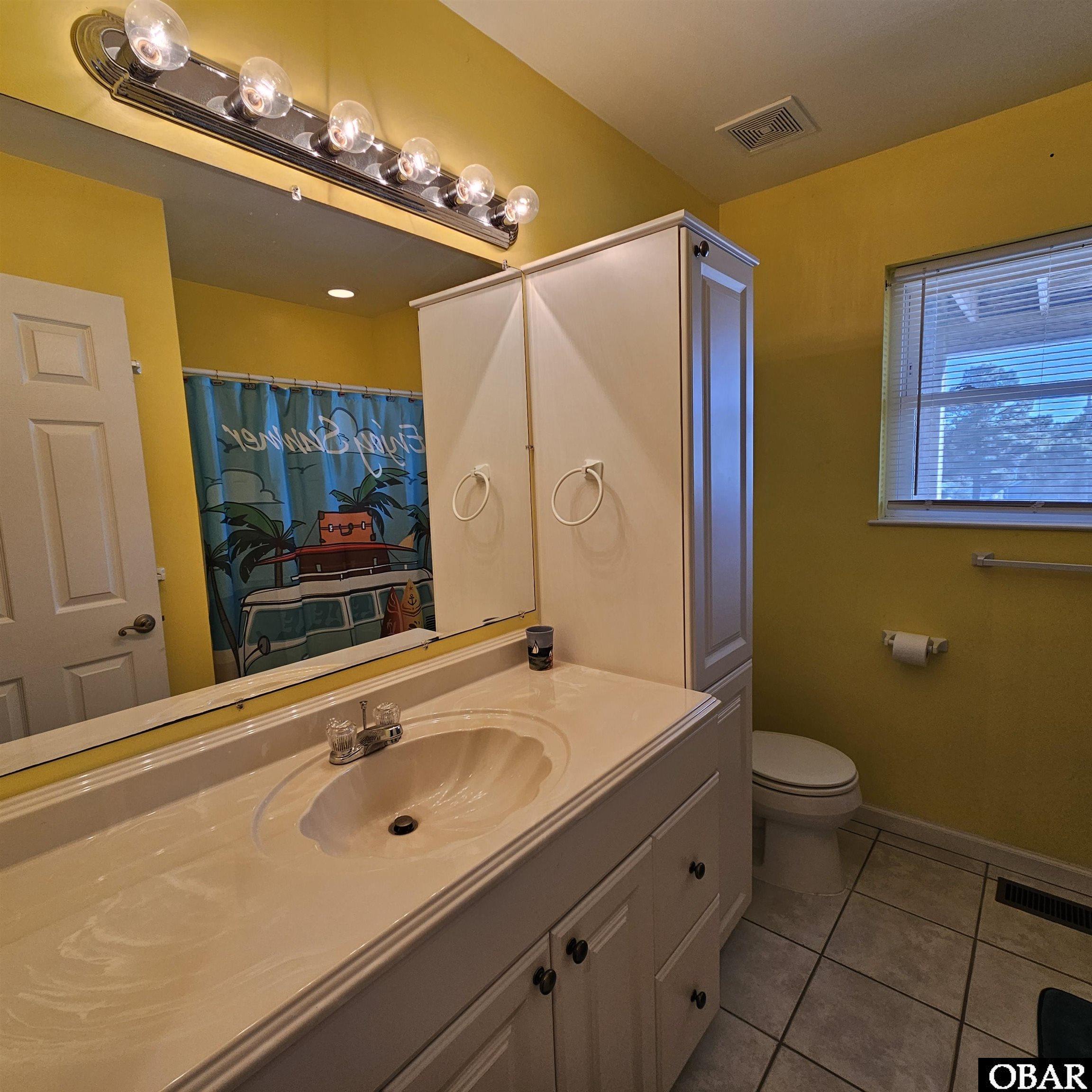 527 Swan Road Corolla, NC 27927 - Photo 30 of 50 Level 2 full bath