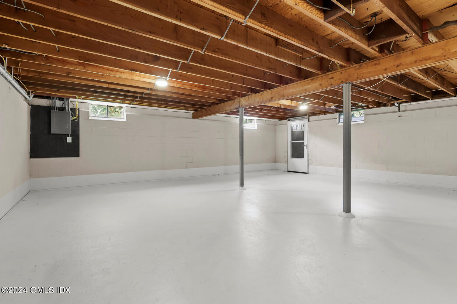 32 Rainbow Drive Riverside, CT 06878 - Photo 19 of 19 a view of empty room