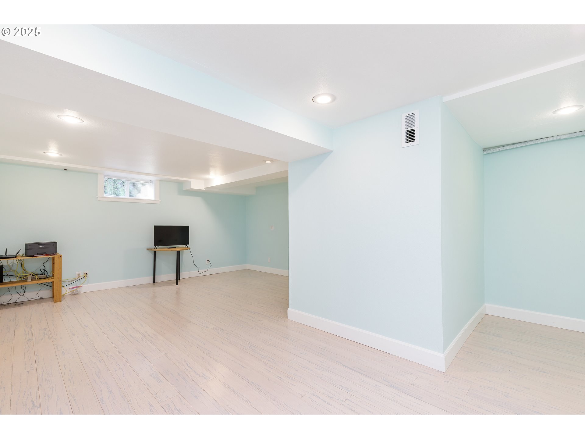 2913 Northeast Killingsworth Street Portland, OR 97211 - Photo 25 of 36 Basement