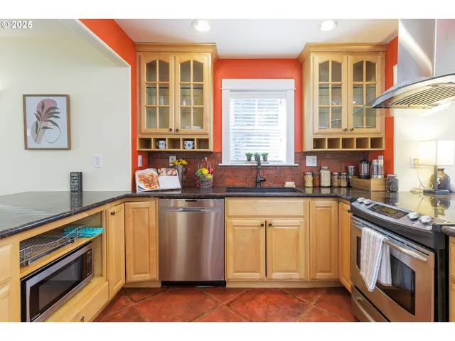 $650,000 | 2913 Northeast Killingsworth Street, Portland, OR 97211