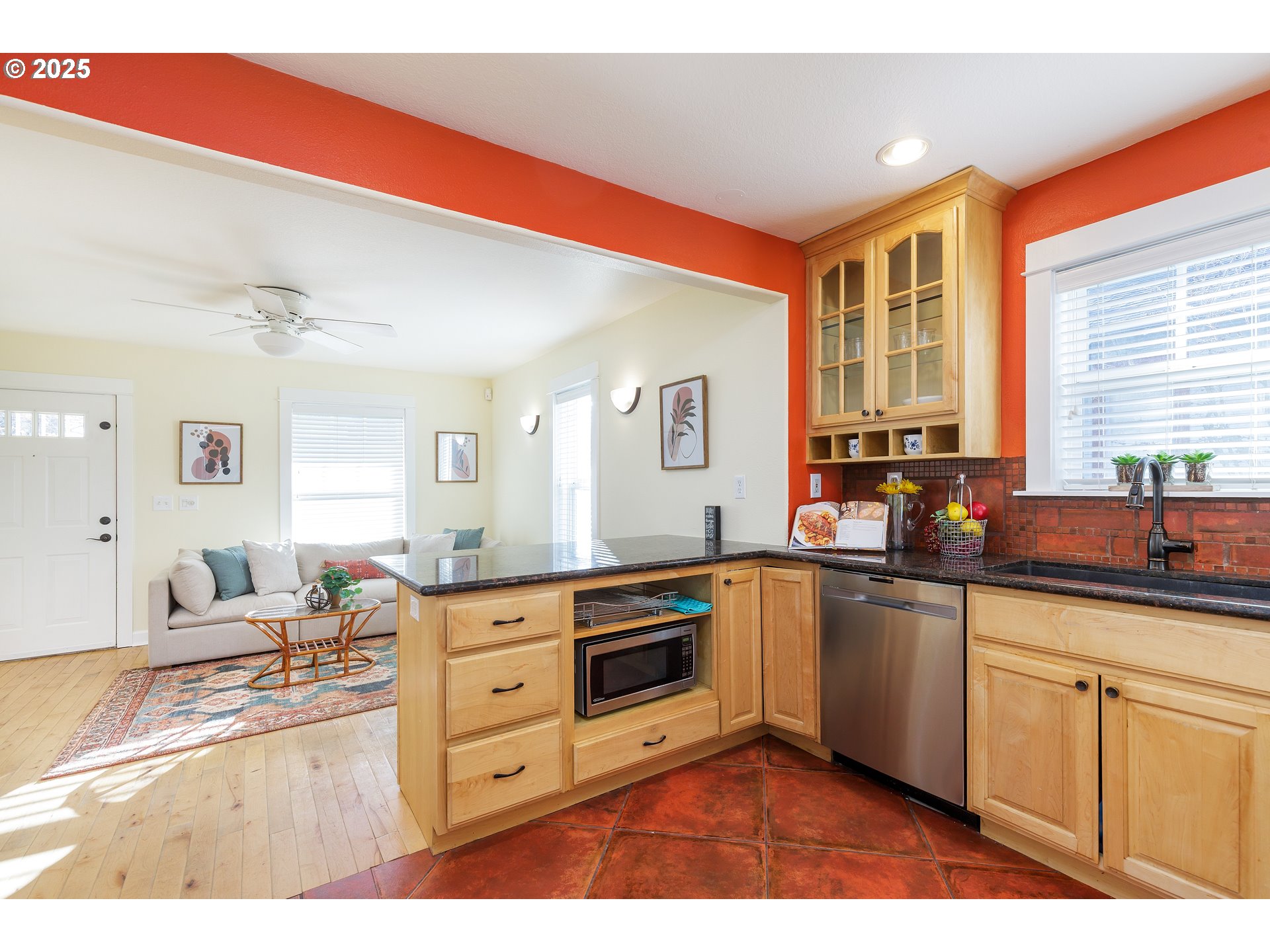 2913 Northeast Killingsworth Street Portland, OR 97211 - Photo 10 of 36