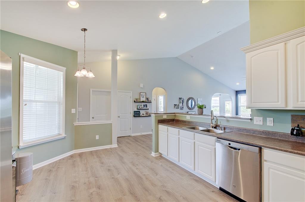 12424 Cold Stream Road Noblesville, IN 46060 - Photo 4 of 24 Gallery Image 4