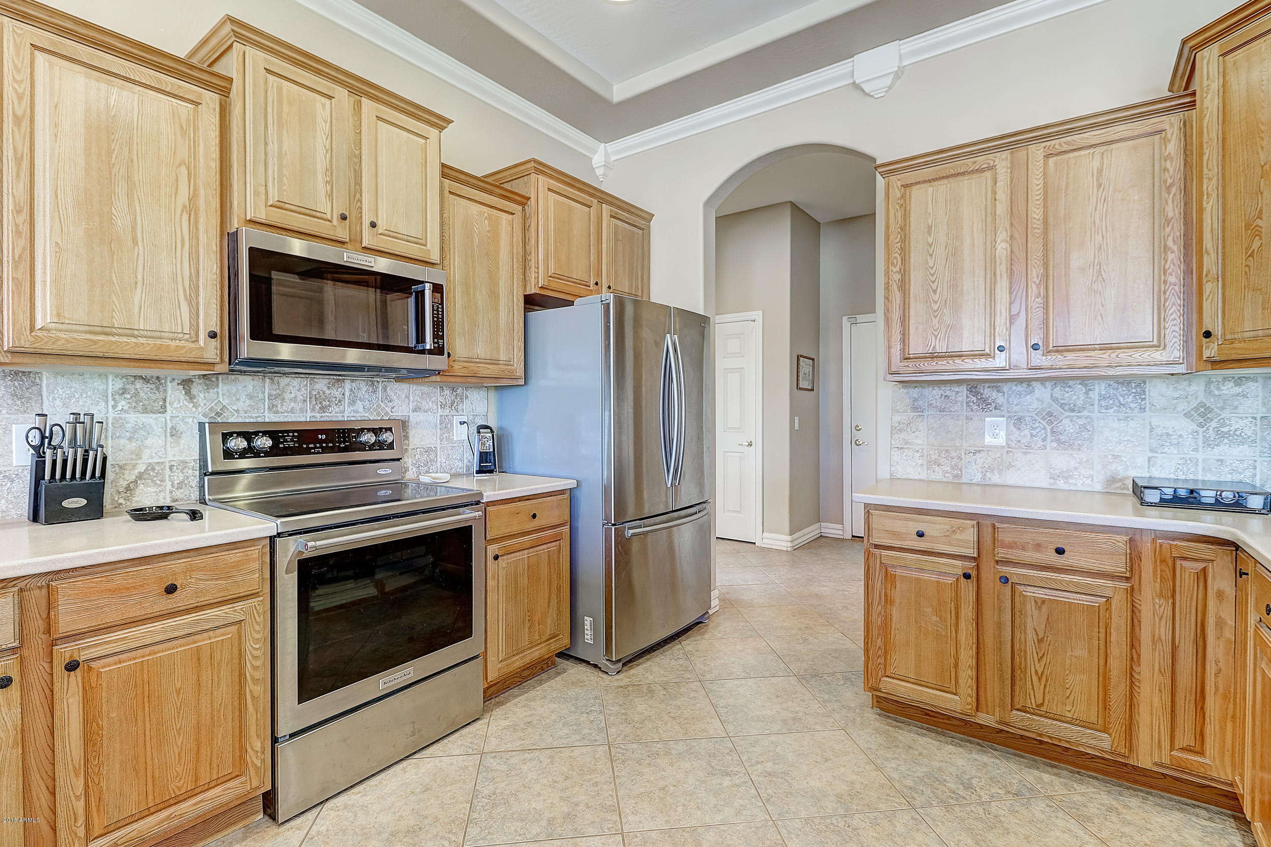 22850 West Sierra Ridge Way Wittmann, AZ 85361 - Photo 10 of 27 Kitchen