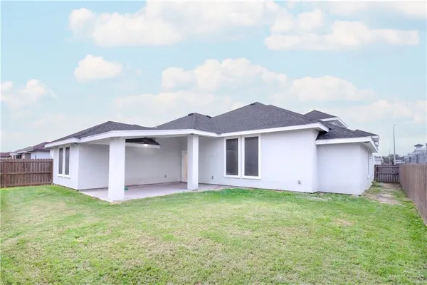 $2,700 | 2101 Providence Avenue, McAllen, TX 78504