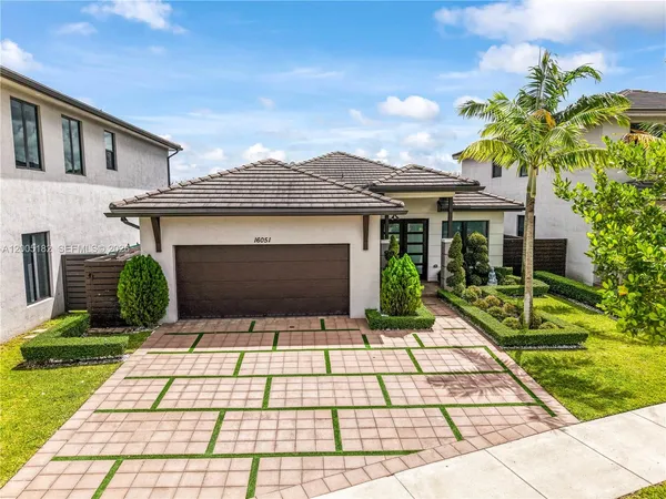 $1,085,000 | 16051 Northwest 87th Court, Miami Lakes, FL 33018