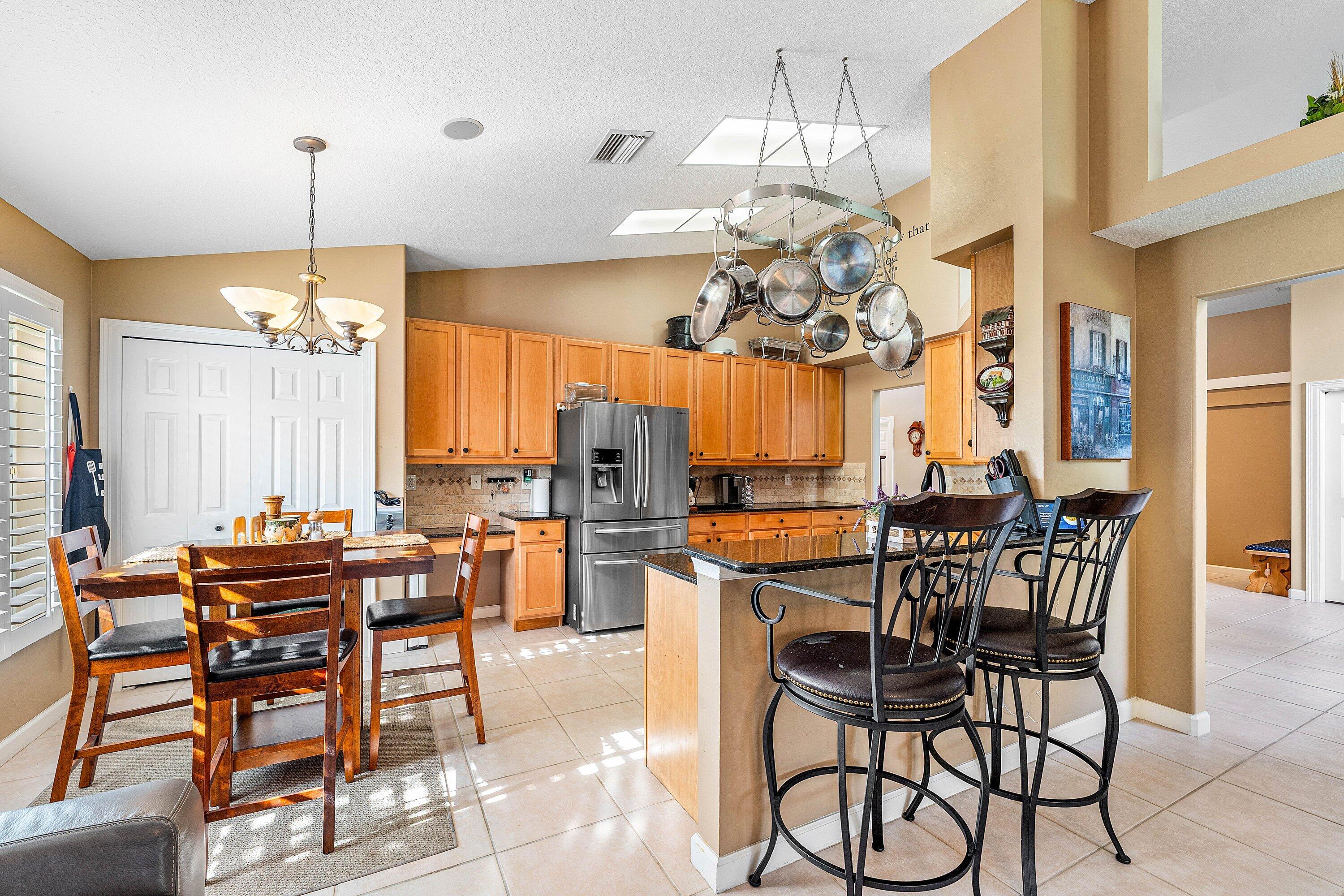 3766 Victoria Road West Palm Beach, FL 33411 - Photo 16 of 46 Dining