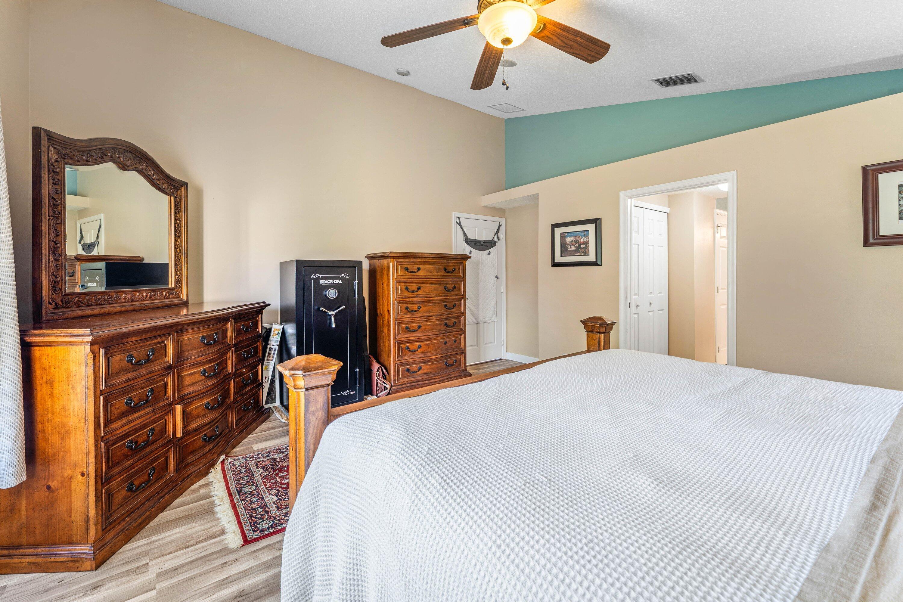 3766 Victoria Road West Palm Beach, FL 33411 - Photo 23 of 46 Primary bedroom